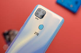 ZTE Blade завис на логотипе и не включается